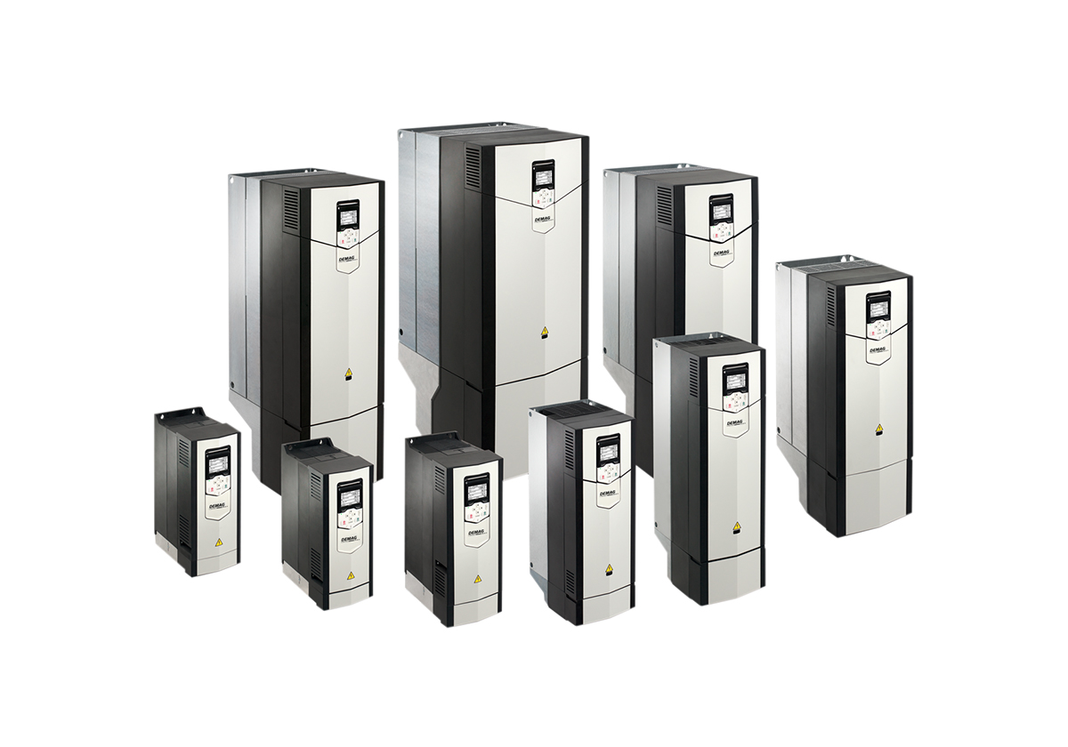 Frekvensomformere fra Demag. Dedrive Pro 880. Foto.